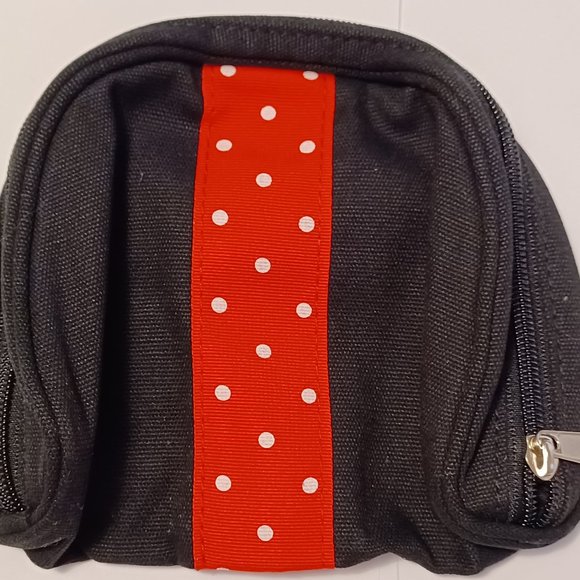 NWT Nebraska Corn Huskers Zippered Cosmetic Bag Collegiate NCAA - Picture 3 of 5